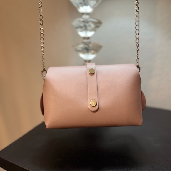 Faux Leather Chain Strap Bag - Picture 3 of 9